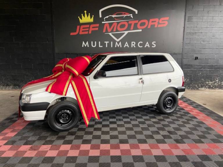 FIAT - UNO - 2012/2012 - Branca - R$ 23.900,00