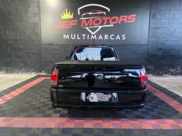 VOLKSWAGEN - SAVEIRO - 2003/2003 - Preta - R$ 35.900,00
