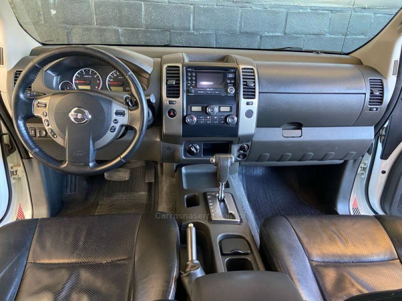 NISSAN - FRONTIER - 2014/2014 - Branca - R$ 104.900,00