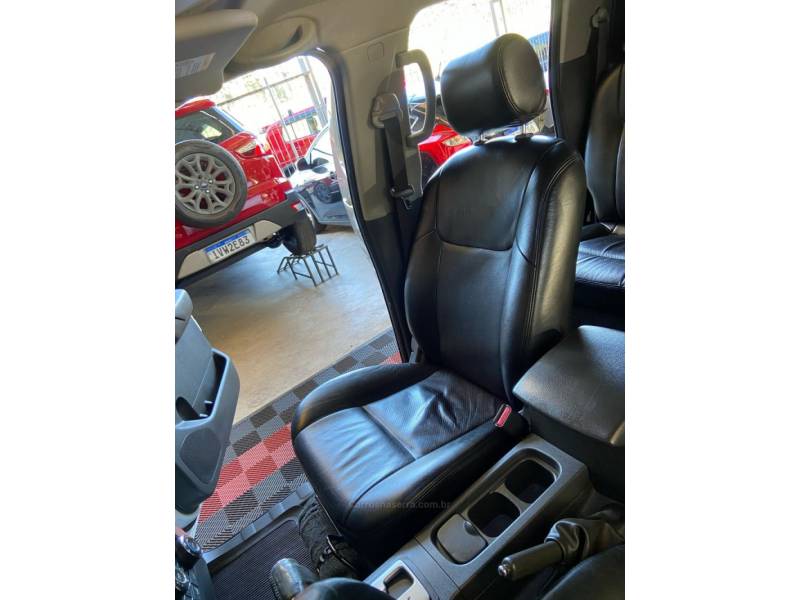 NISSAN - FRONTIER - 2014/2014 - Branca - R$ 104.900,00