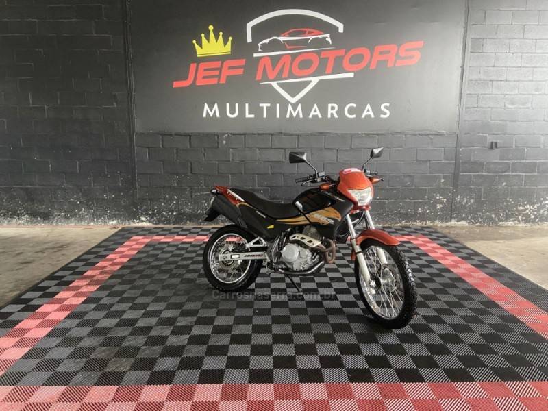 HONDA - NX4 FALCON - 2000/2000 - Laranja - R$ 14.900,00