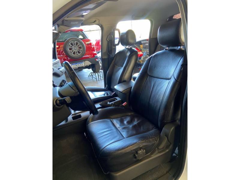 NISSAN - FRONTIER - 2014/2014 - Branca - R$ 104.900,00