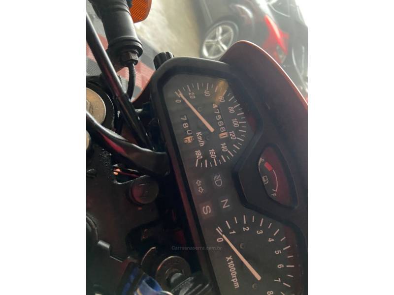 HONDA - NX4 FALCON - 2000/2000 - Laranja - R$ 14.900,00