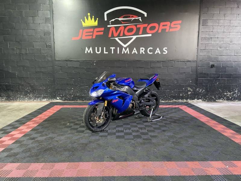KAWASAKI - NINJA ZX-10R - 2005/2005 - Azul - R$ 33.900,00
