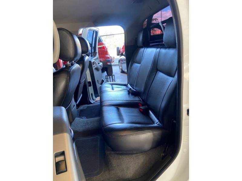 NISSAN - FRONTIER - 2014/2014 - Branca - R$ 104.900,00