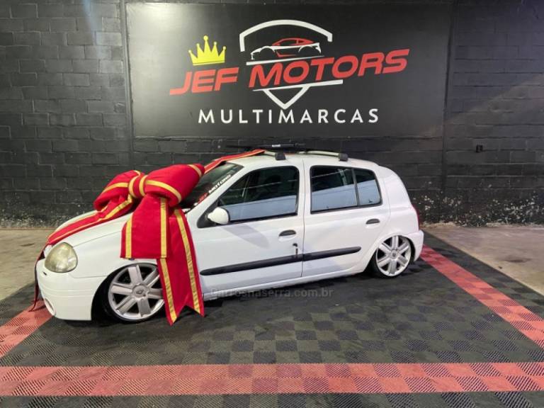 RENAULT - CLIO - 2001/2000 - Branca - R$ 18.900,00
