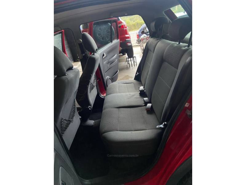 VOLKSWAGEN - CROSSFOX - 2009/2009 - Vermelha - R$ 33.900,00